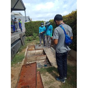 ดูดส้วมเขตดินแดง 083-908-3504 ช่างโดม