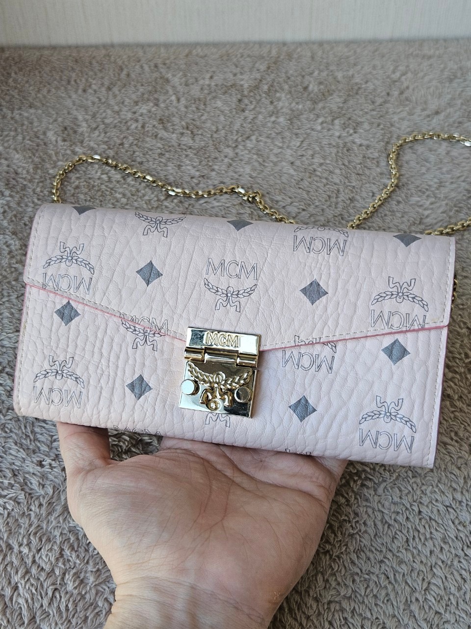 MCM Tracy Crossbody Wallet Pink
