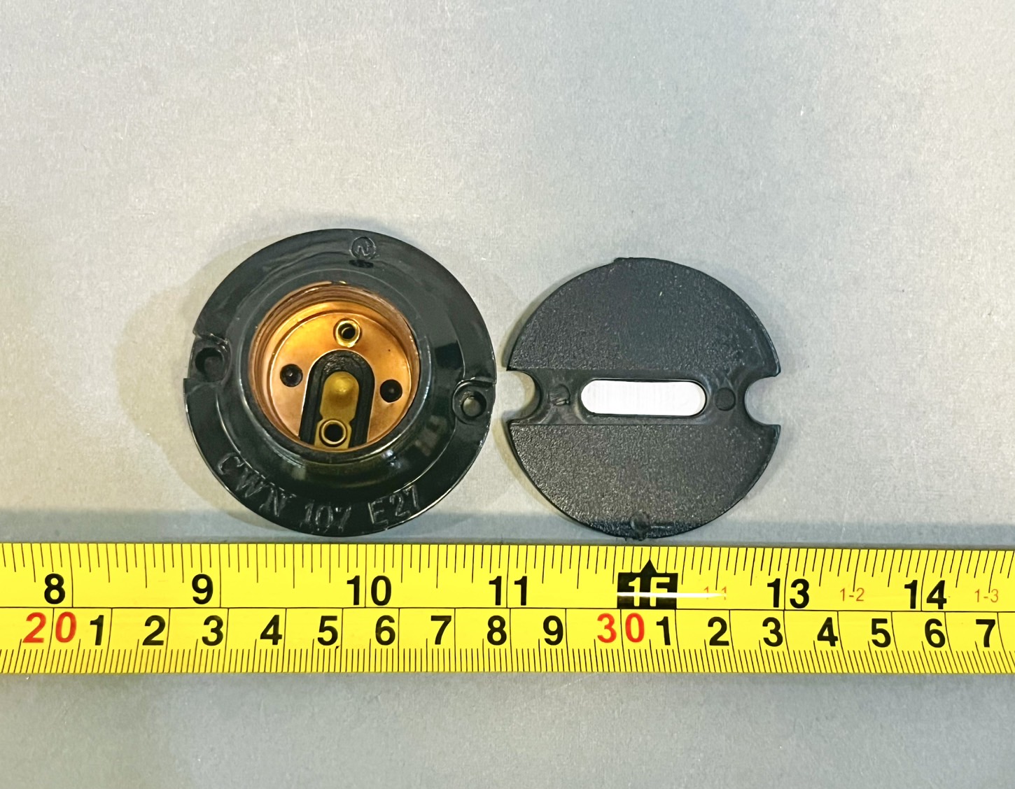 ขั้วแป้นเกลียว เล็ก แบกกาไลท์ ดำ