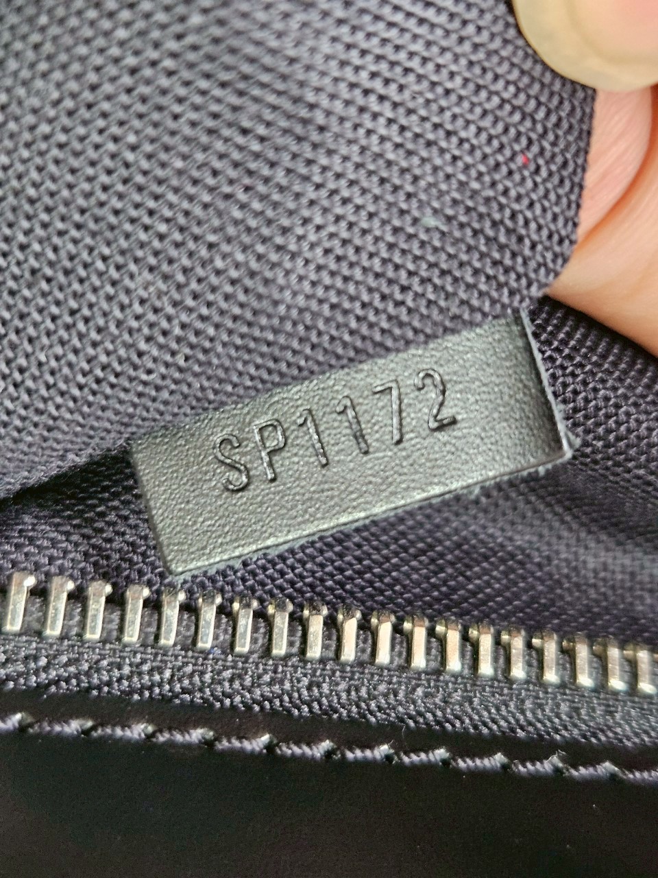 LV District GM Damier Graphite