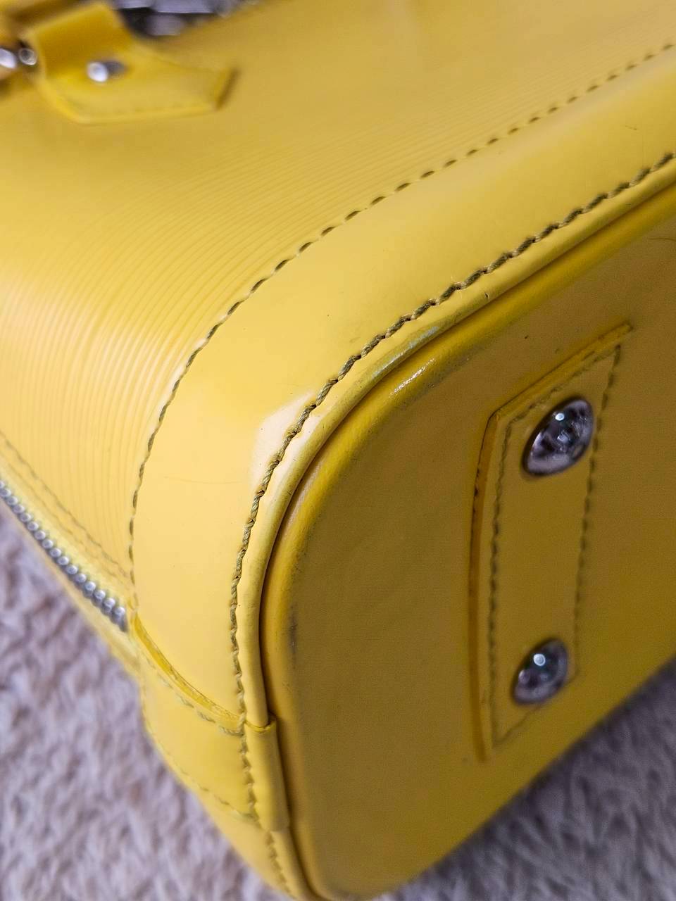 LV Alma BB EPI สีเหลือง