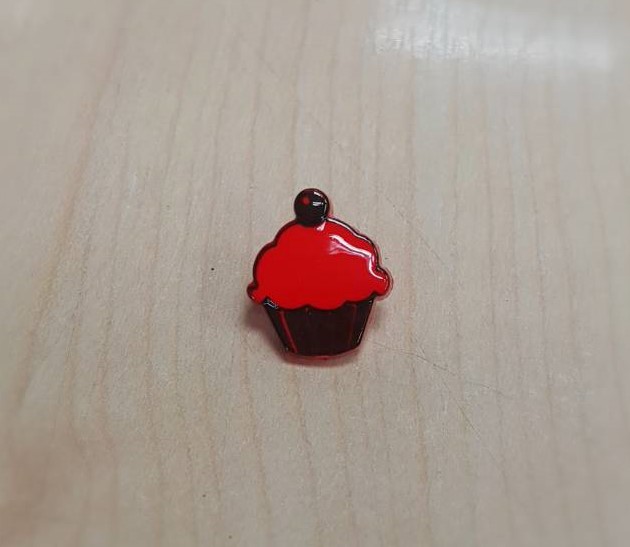 Cubcake button - Red col. (size 21L,144pcs/pack)