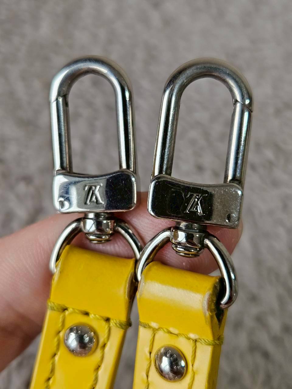 LV Alma BB EPI สีเหลือง