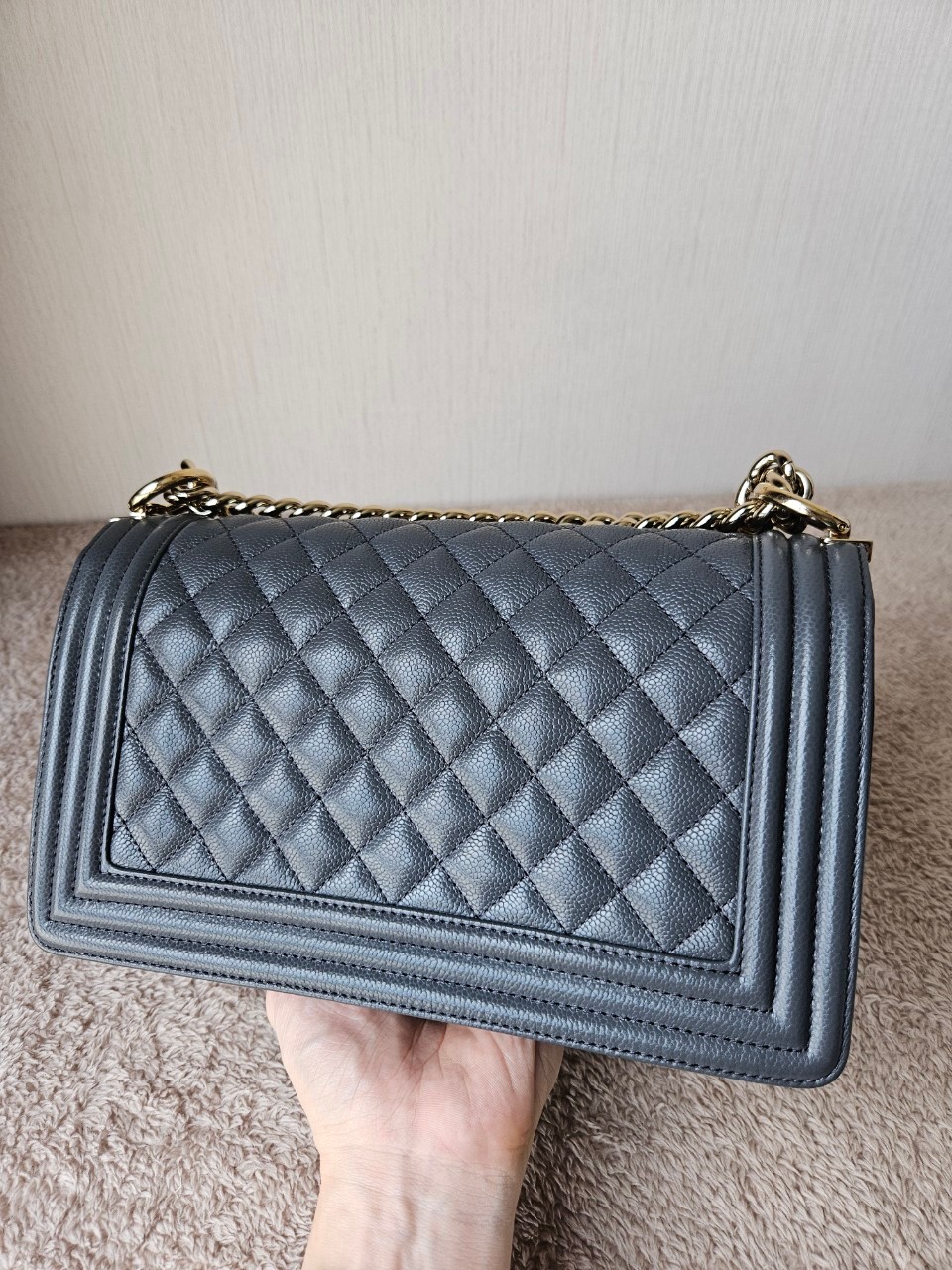 Chanel Boy 10 Cavier SHW สีเทา Microchip