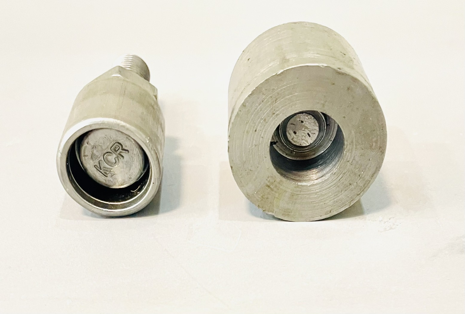 บูชประคองเหล็ก มีเกลียว 1หัวน็อต