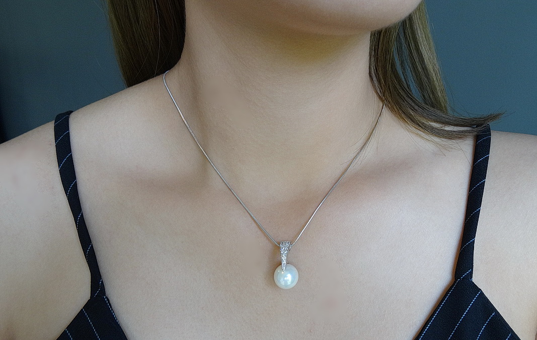 เซ็ทสร้อยคอเงินแท้พร้อมจี้มุกน้ำจืดแท้เม็ดใหญ่ขนาด 12 mm.ตัวเรือนเงินแท้ ชุบทองคำขาว ชิ้นงานประณีต