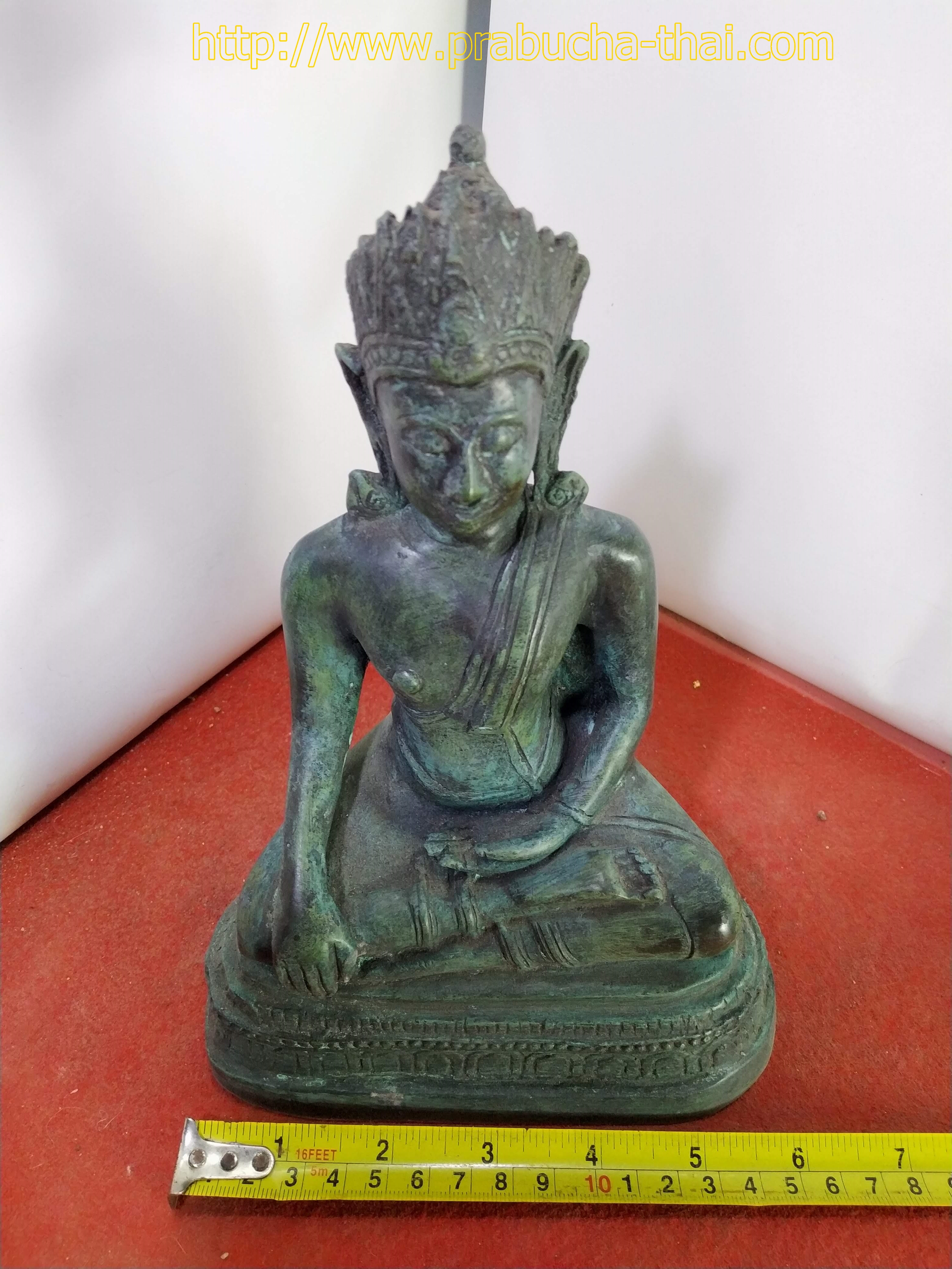 พระลพบุรีทรงเทริดขนนก หน้าตัก 5 นิ้ว เนื้อโลหะสำริด