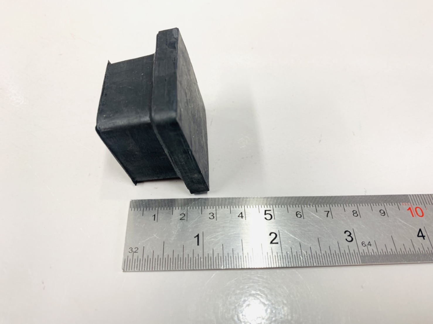 ยางขาโต๊ะ เหลี่ยม