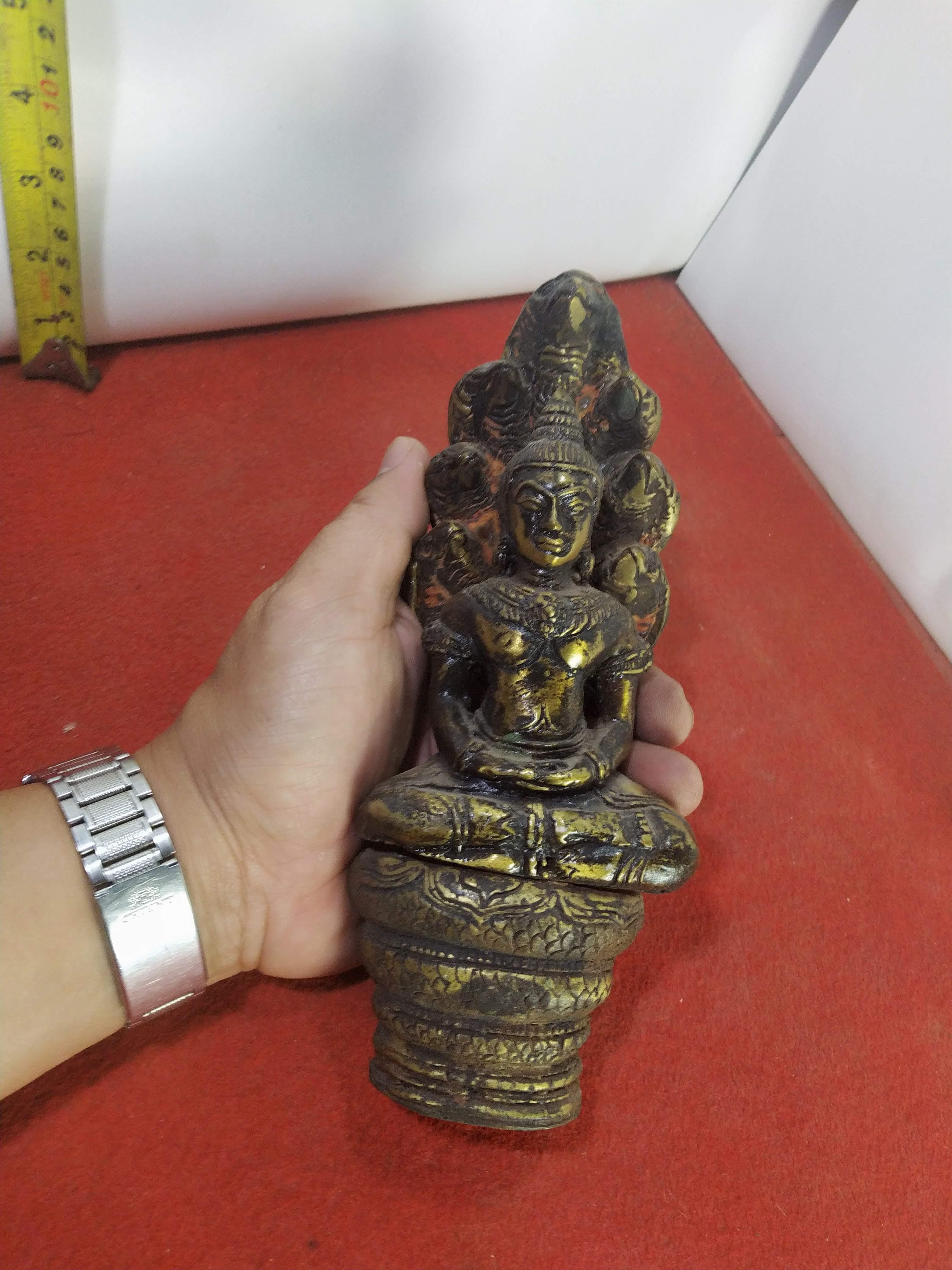 พระนาคปรก พระประจำวันเกิดวันเสาร์