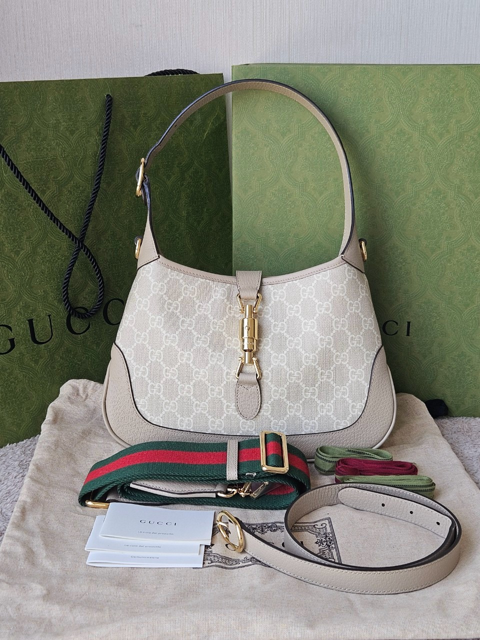 Gucci Jackie 1961 Small beige