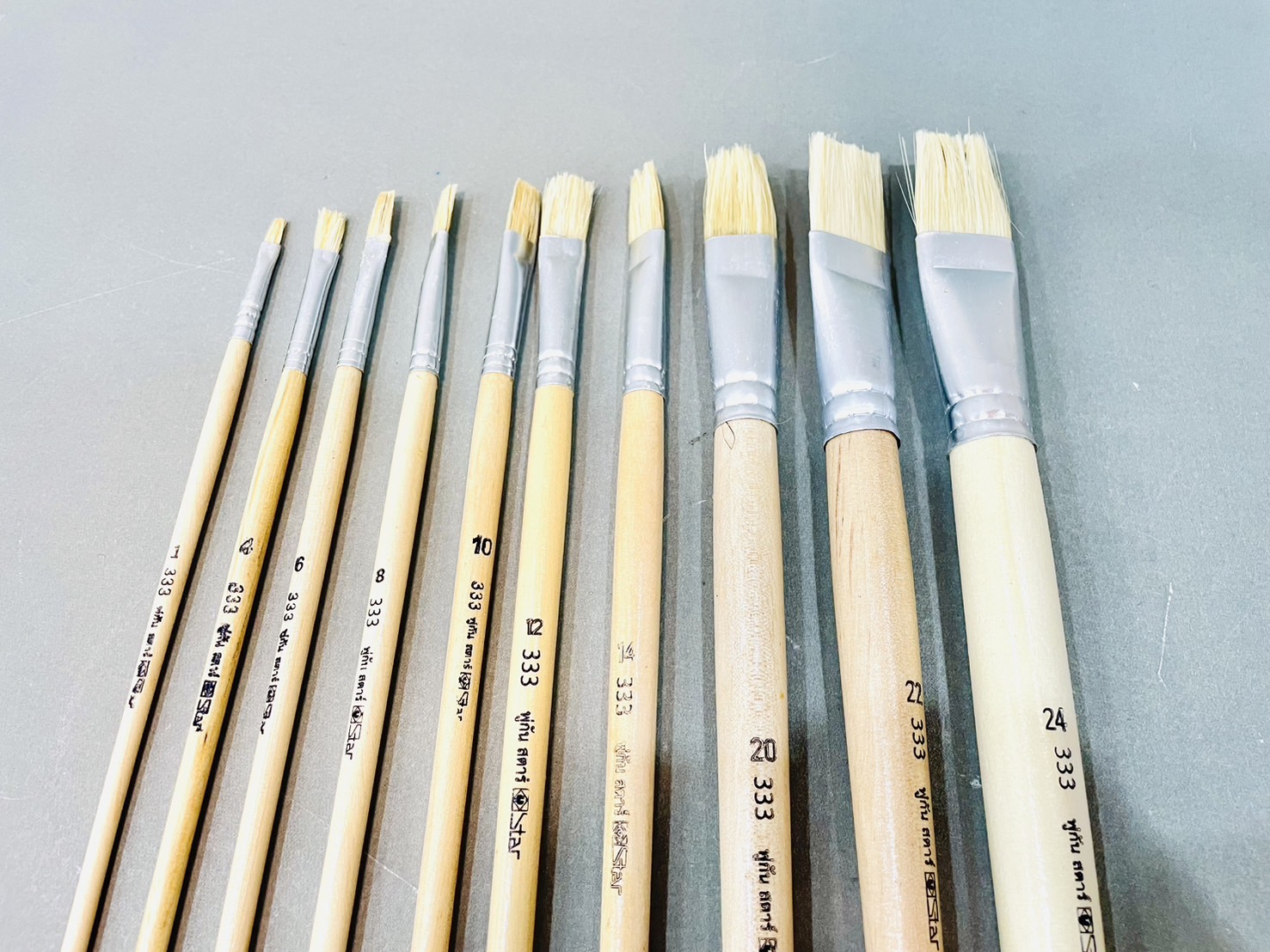 ภู่กันปากแบนขนขาว จีน