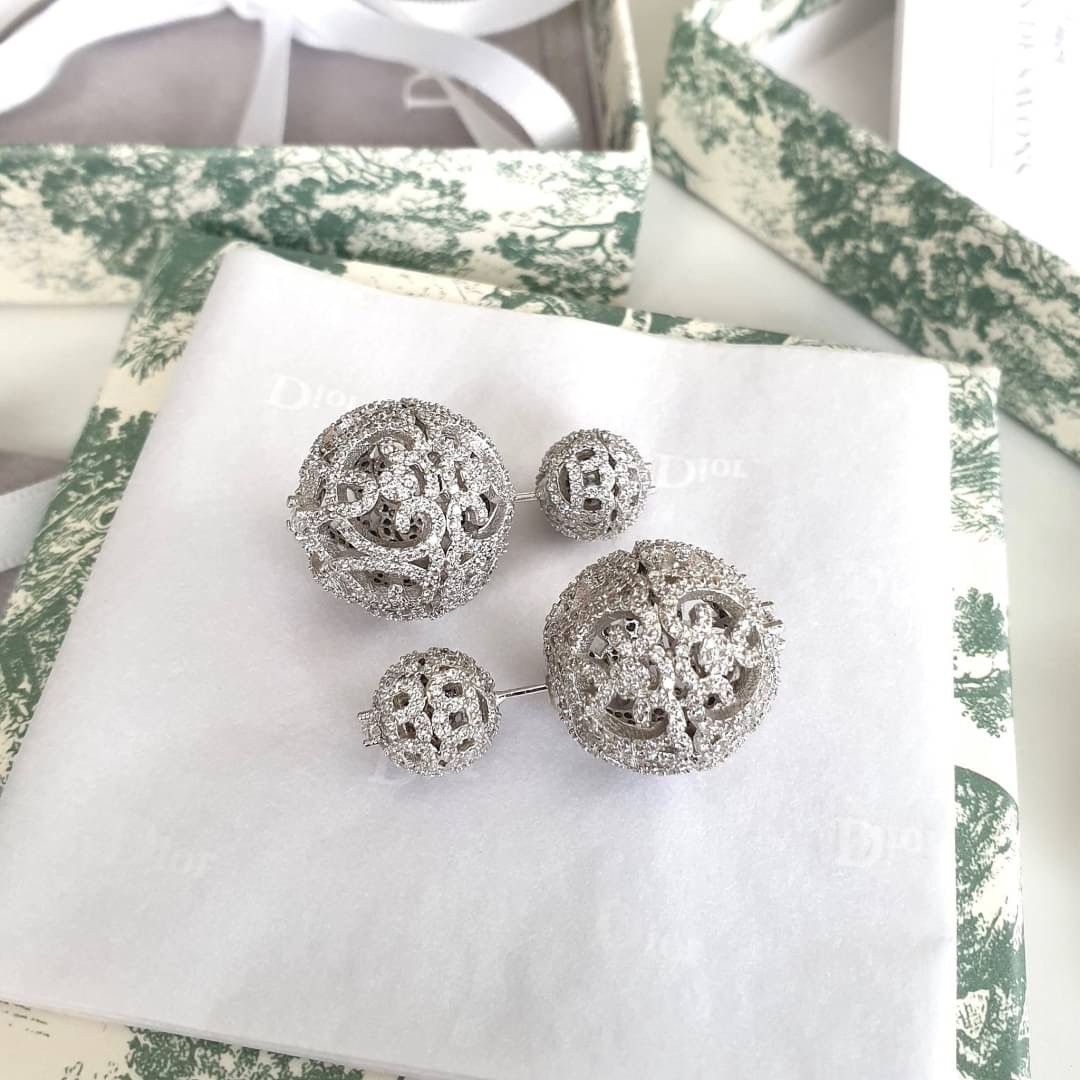 ต่างหูดิออ เพชร ต่างหู Dior tribales Earrings ต่างหู Hiend