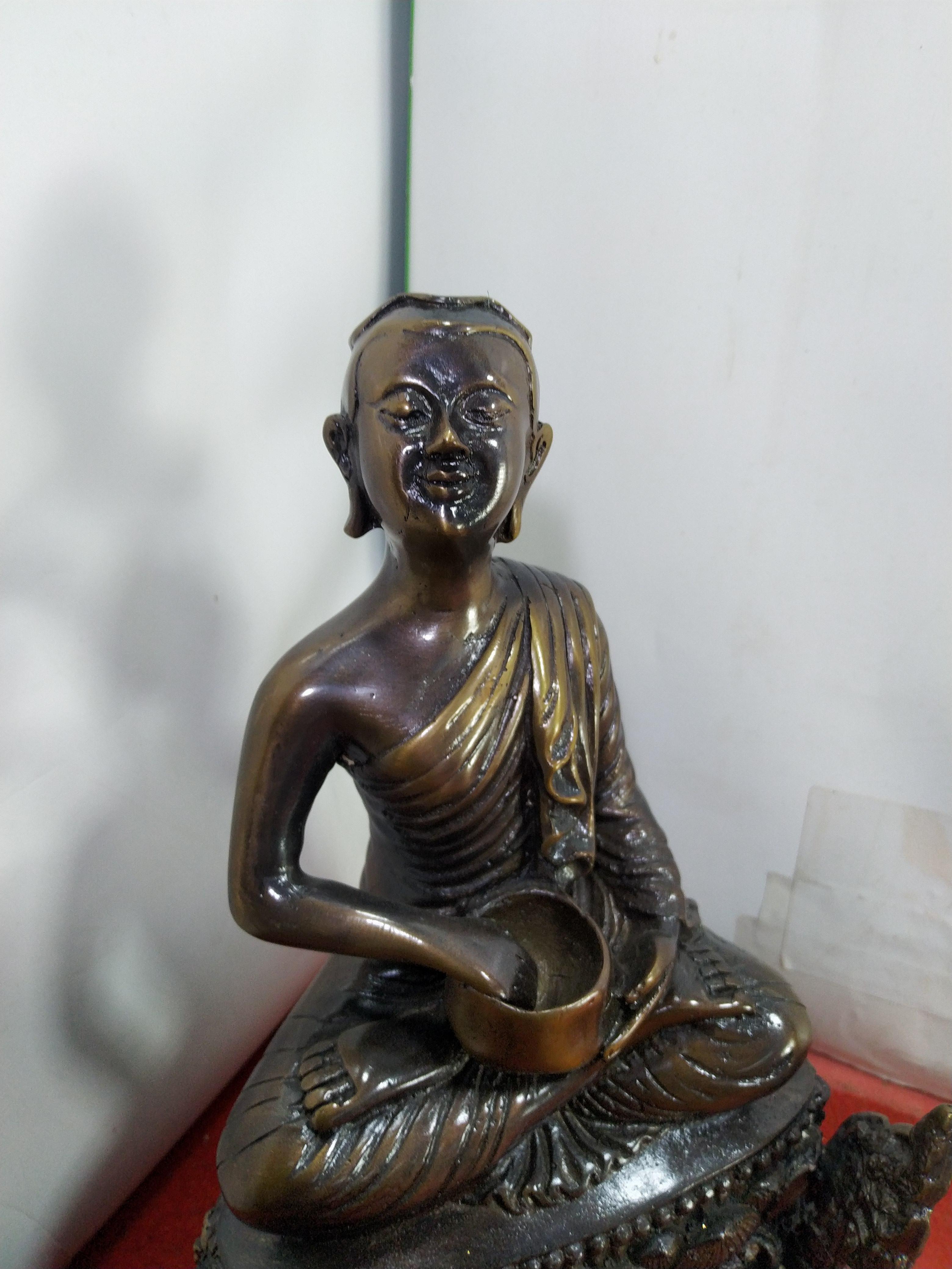 พระมหาเถระอุปคุต ปางหยุดตะวัน หน้าตัก 5 นิ้ว เนื้อสำริด