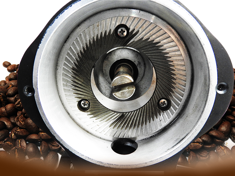 เครื่องบดกาแฟตัวใหญ่ มีตัวโดสตวงกาแฟ ด้วยกำลังไฟ 1500W