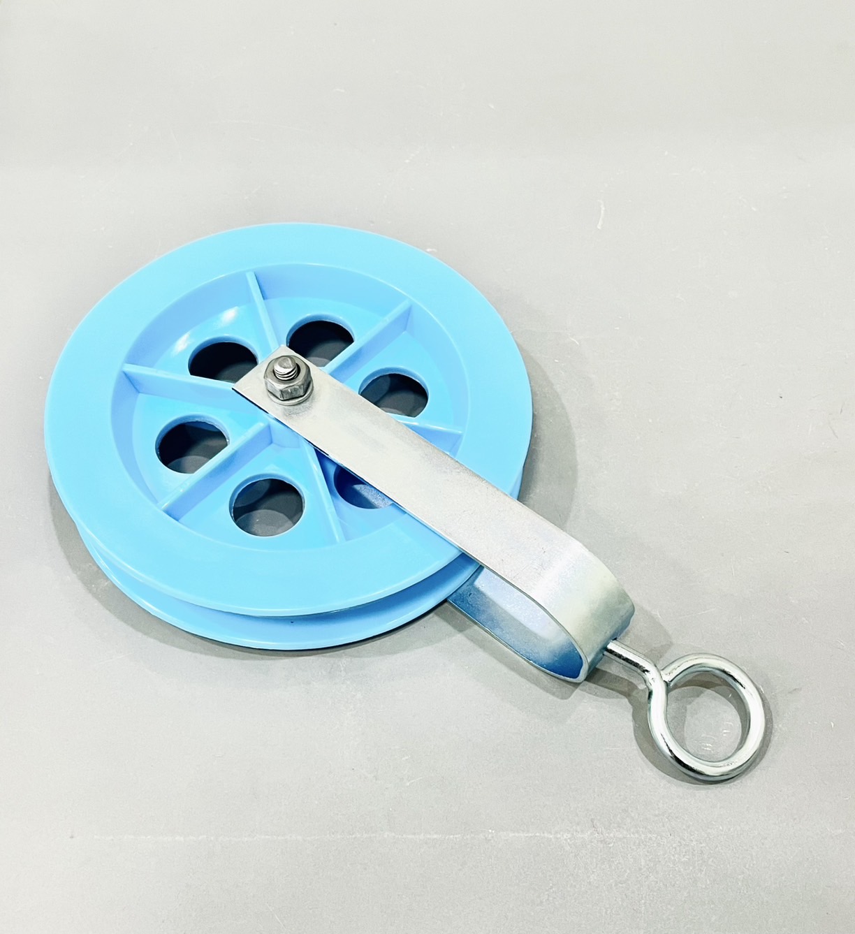 รอกเชือก PVC Yokomo