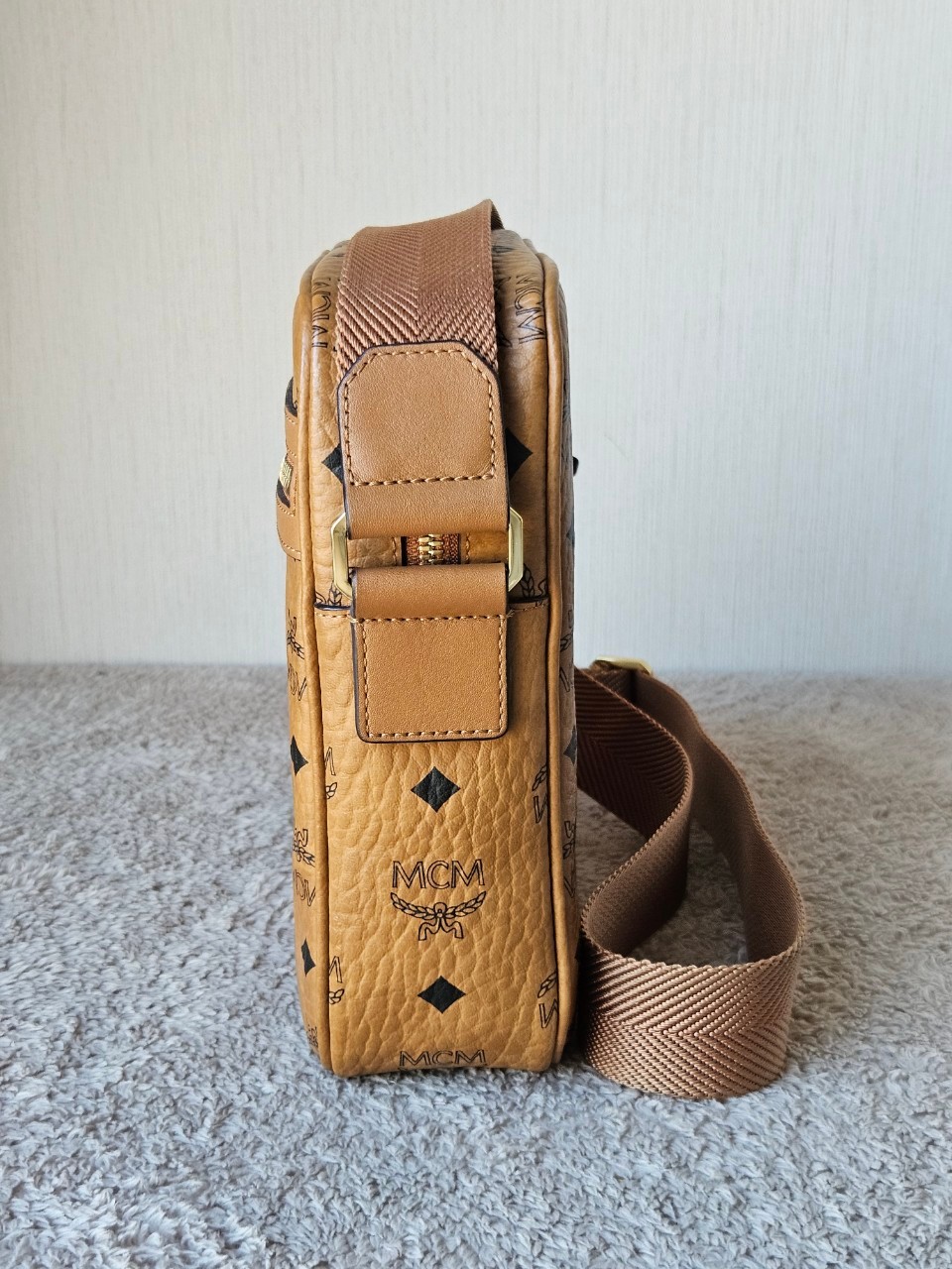 MCM Crossbody Mini Conyac