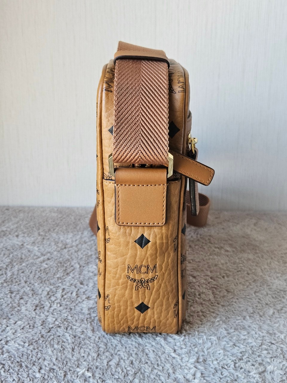 MCM Crossbody Mini Conyac