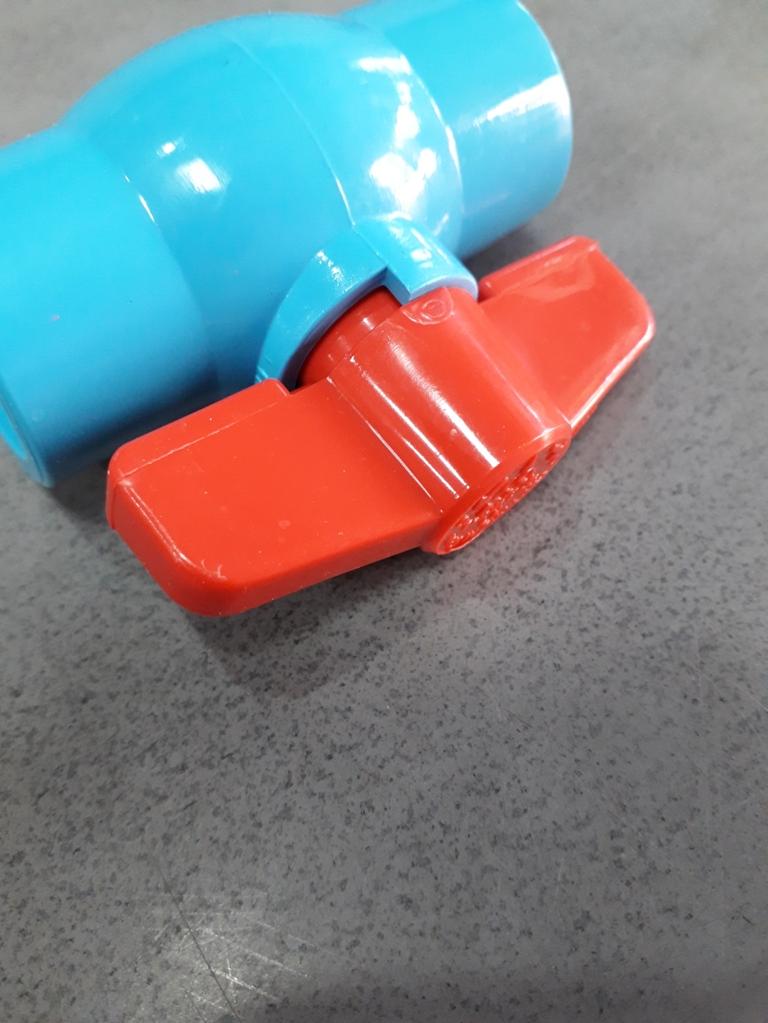 บอลวาล์ว PVC แบบสวม ตรา LUCKY