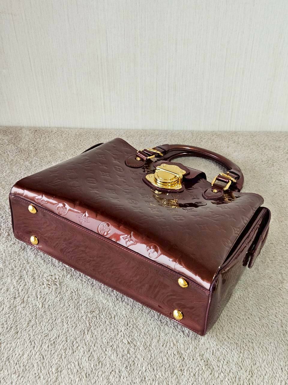 LV M91390 Melrose Amarante Vernis