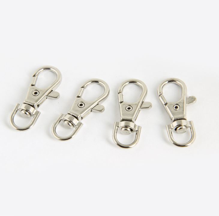 ราคาส่ง(100ชิ้น) ตะขอพวงกุญแจ อะไหล่พวงกุญแจ ตะขอก้ามปู สีเงิน(Nickel) ตะขอพวงกุญแจ ขนาด 16X37.5มิล