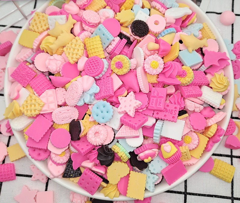 ขายส่ง เรซิ่นตกแต่ง DIY ชุดลายคุ๊กกี้ เค้ก (คละลาย) ประมาณ 100ชิ้น/แพค