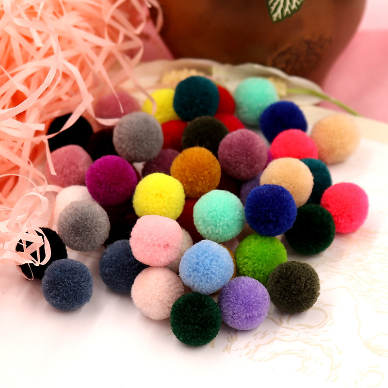 ขายส่ง(50ลูก) คละสี/รวมสี ปอมปอม ขนาด 2 ซม.ปอมปอมตกแต่ง ปอมปอมไหมพรม (แบบแน่น/คุณภาพดี)