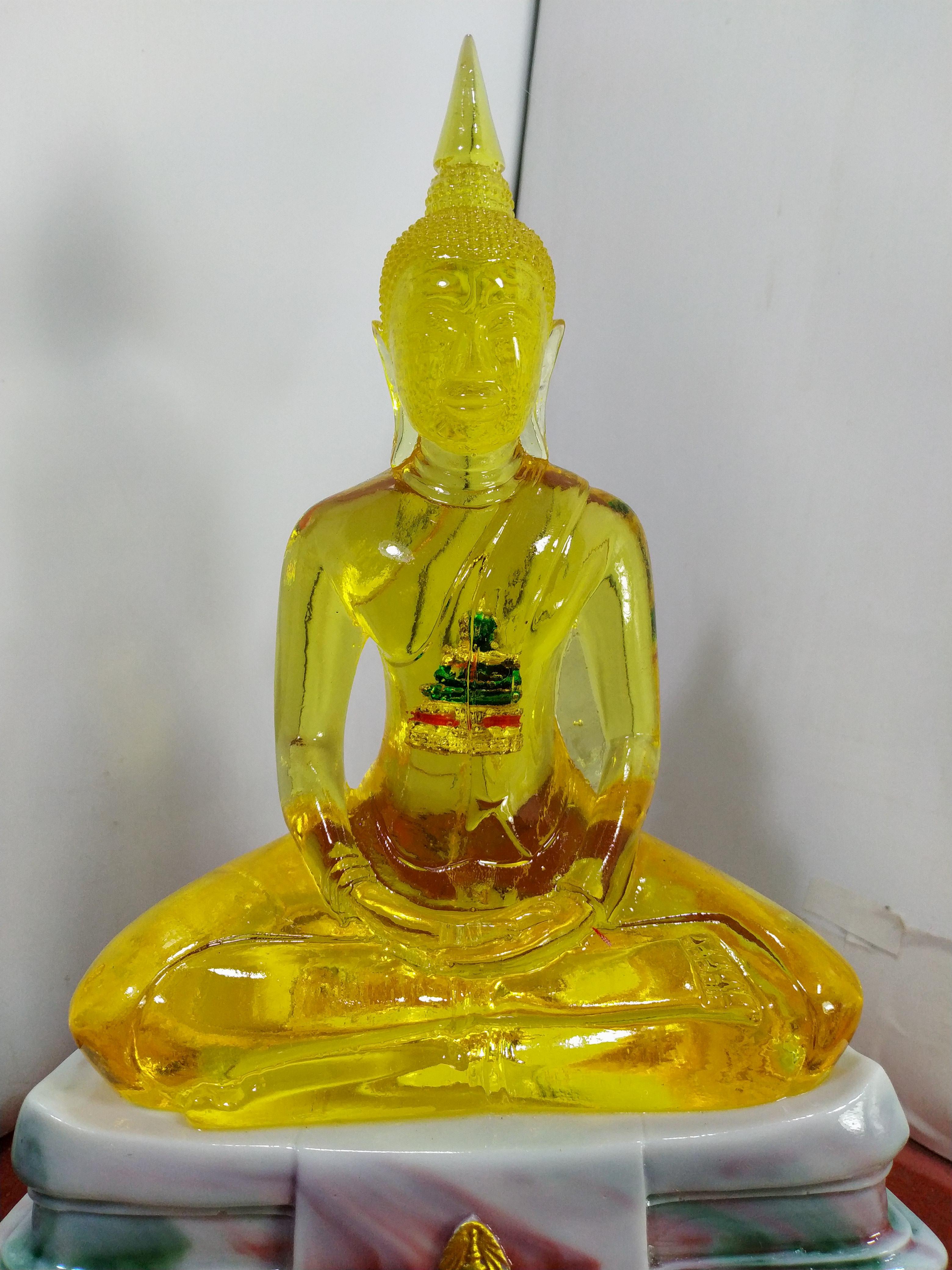 หลวงพ่อโสธร ภปร หน้าตัก 5 นิ้ว เนื้อผสมเรวิ่น