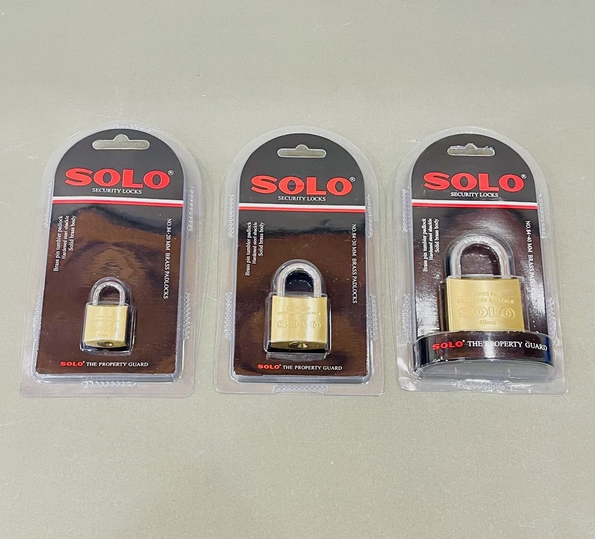 กุญแจสปริงทองเหลือง คอสั้น Solo