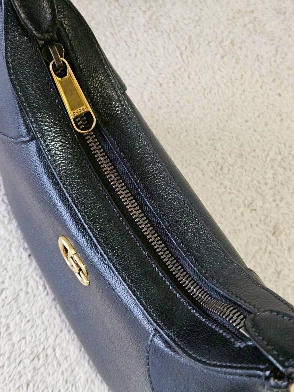 Gucci Aphrodite Small Shoulder Bag