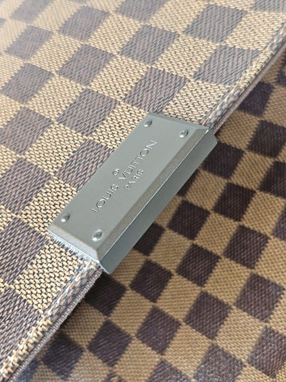 LV District Damier mm