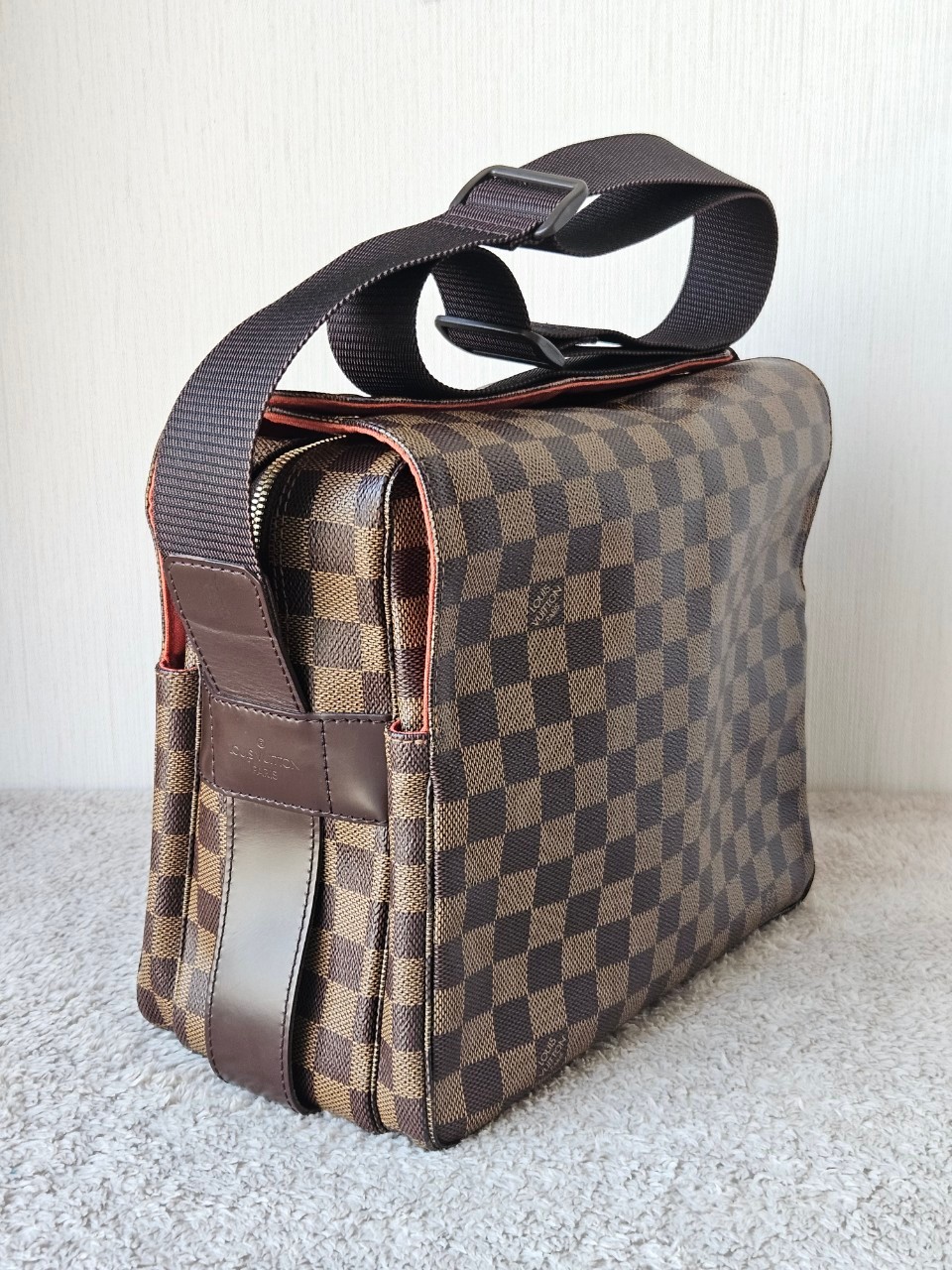 LV Naviglio Damier dc04