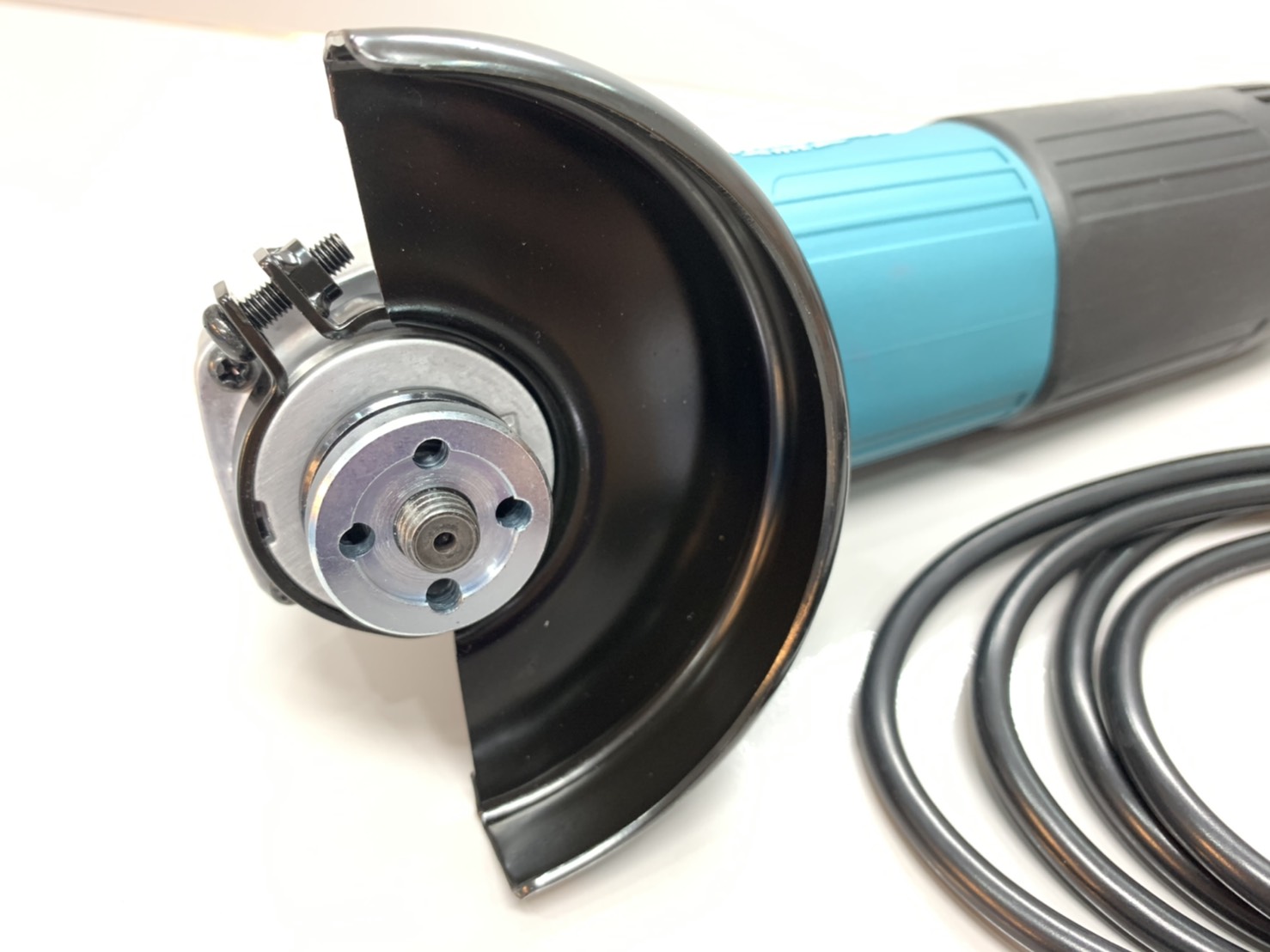 เครื่องเจียร 4" MAKITA M0900B