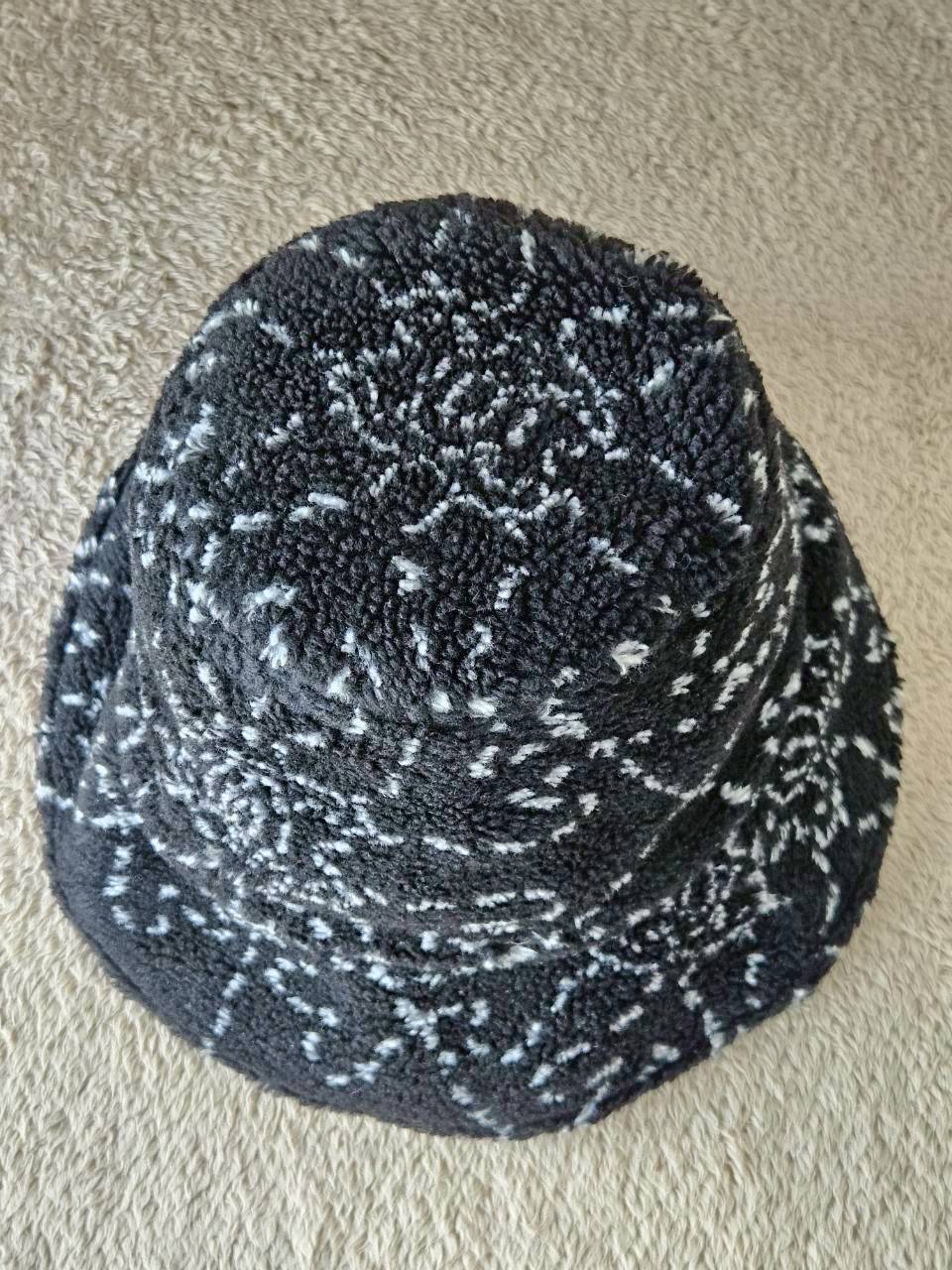 Chanel faux fur interlocking cc bucket hat