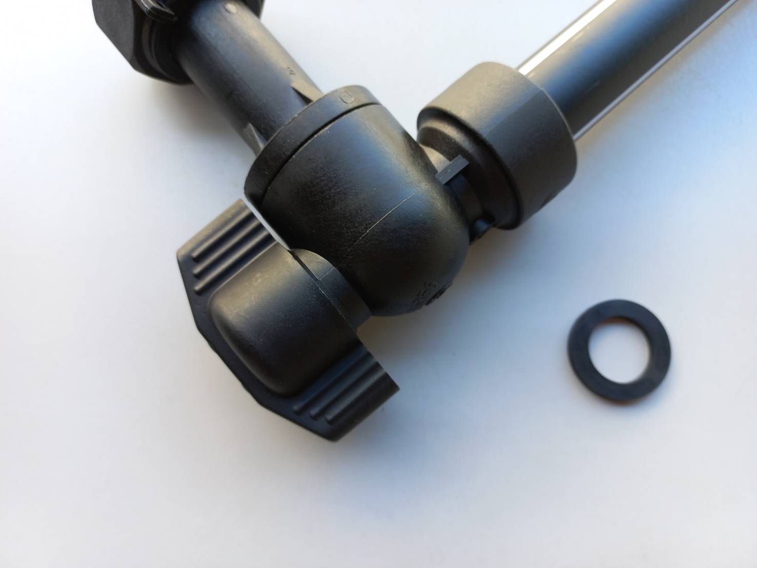 ขาตั้งมิเตอร์แบบมีบอลวาล์ว PB 15มิล GAAV01500