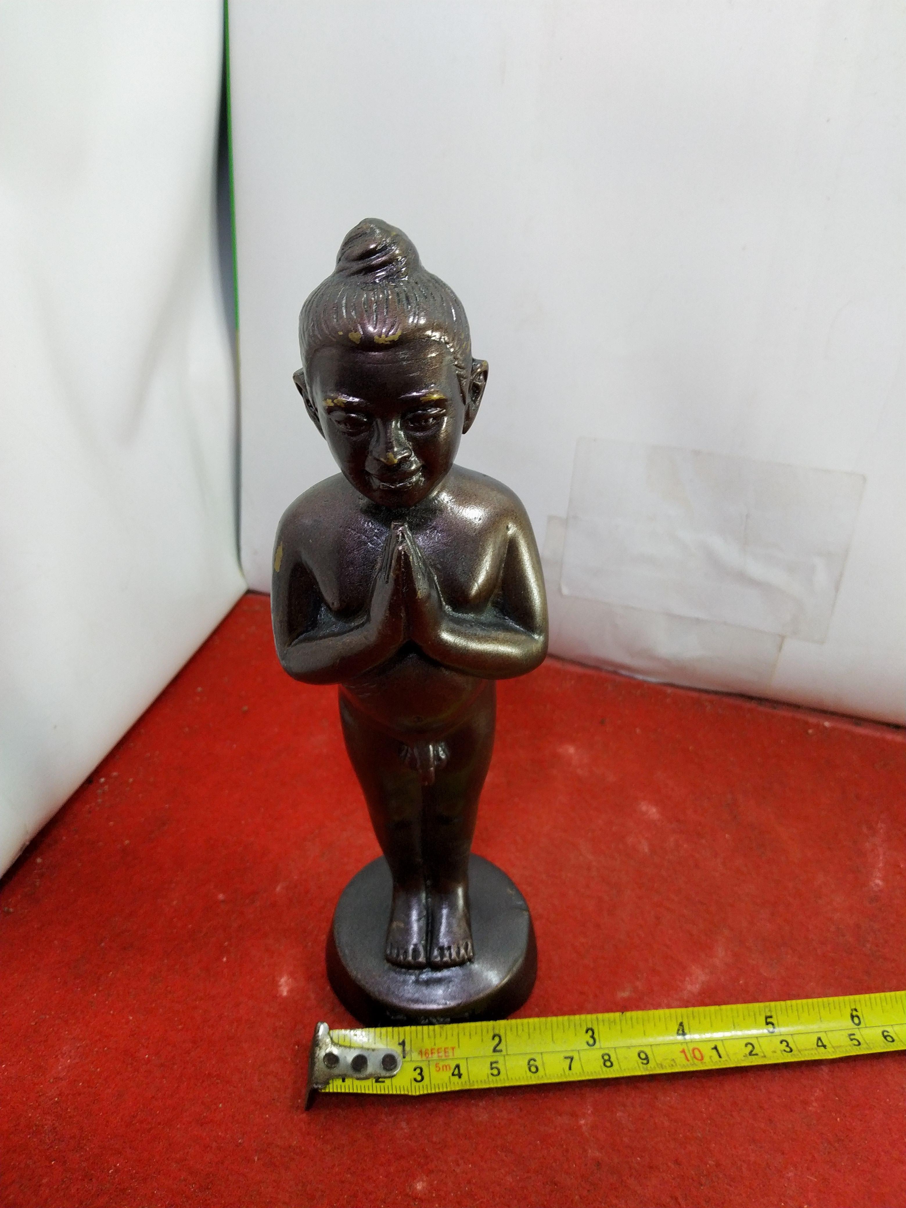 ไอ้ไข่ กุมารเทพแห่งวัดเจดีย์ อำเภอสิชล จังหวัดนครศรีธรรมราช สูง 8 นิ้ว