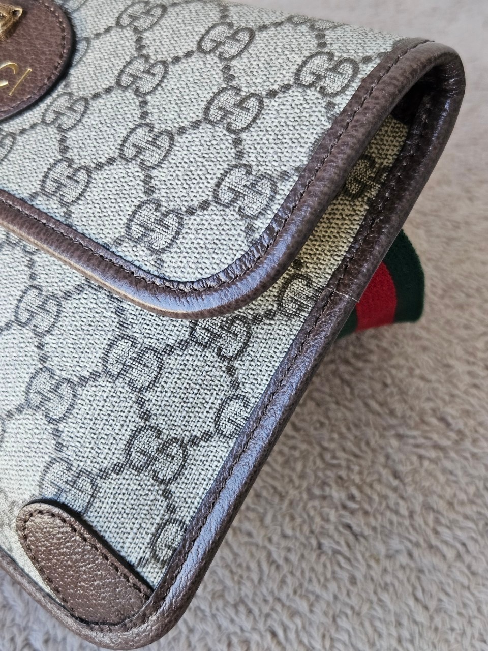 Gucci Supreme Neo Vintage Beltbag