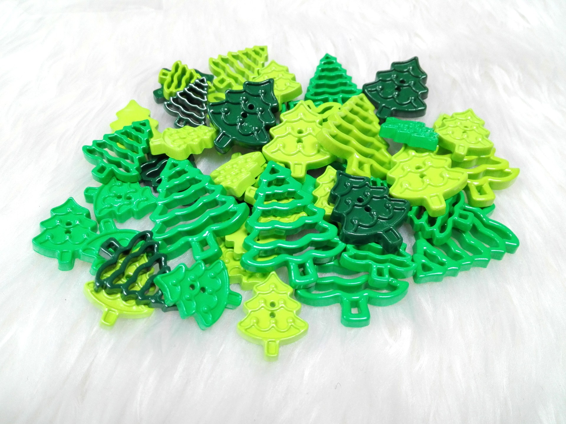Christmas tree button - Green col. (40g/pack)