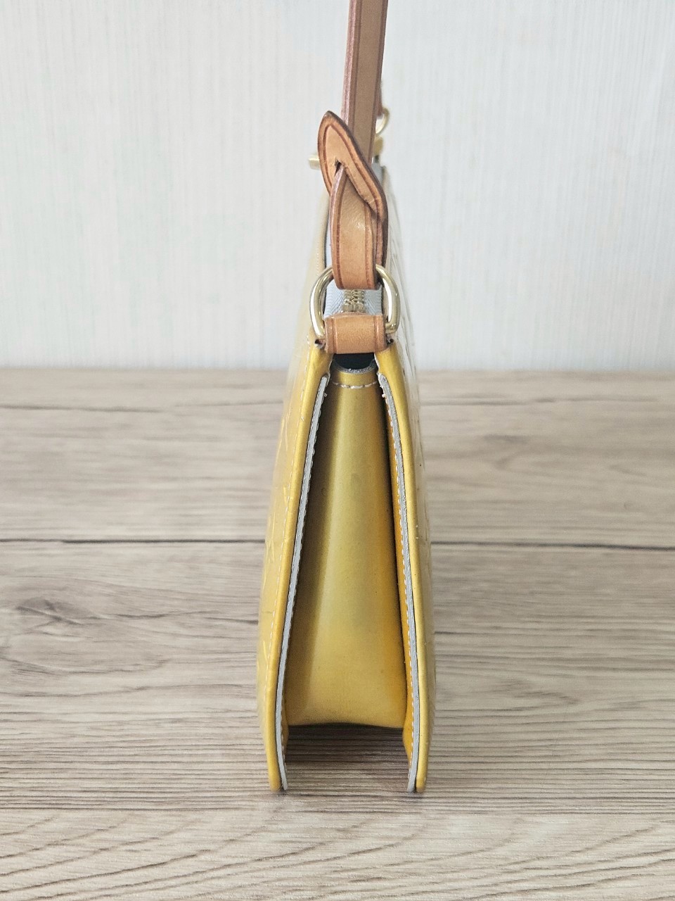 LV Lexington Pochette Monogram Vernis