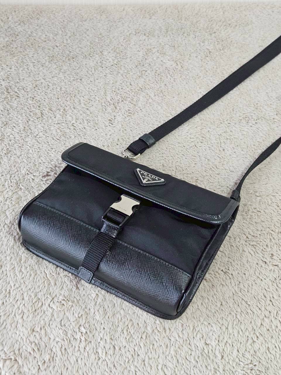 Prada Re-Nylon Smartphone Case Microchip