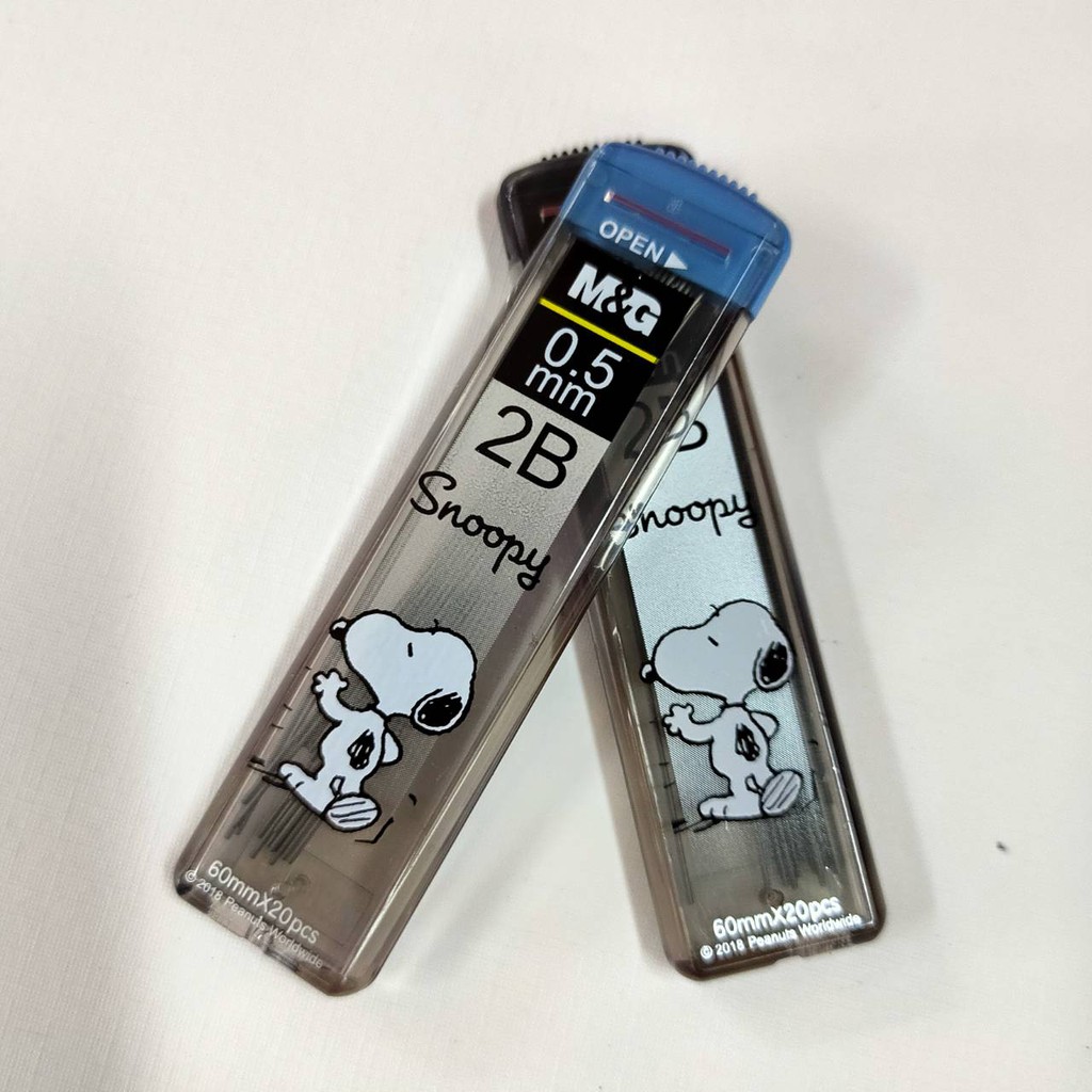 ไส้ดินสอ 2B Snoopy ขนาด 0.5 มม. แพ็ค 2 ชิ้น