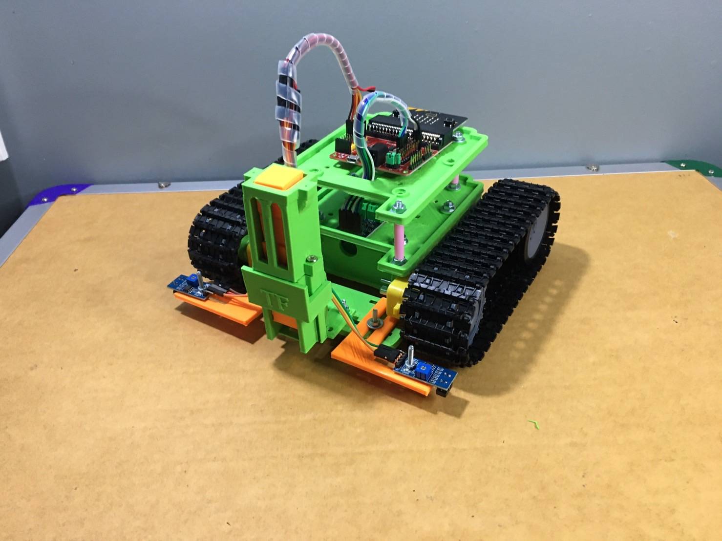 หุ่นยนต์ระดับสูง รุ่นใหม่ 2024 ปรับขนาดเล็กลง บอร์ด ไมโครบิต (แบบประกอบเสร็จ)