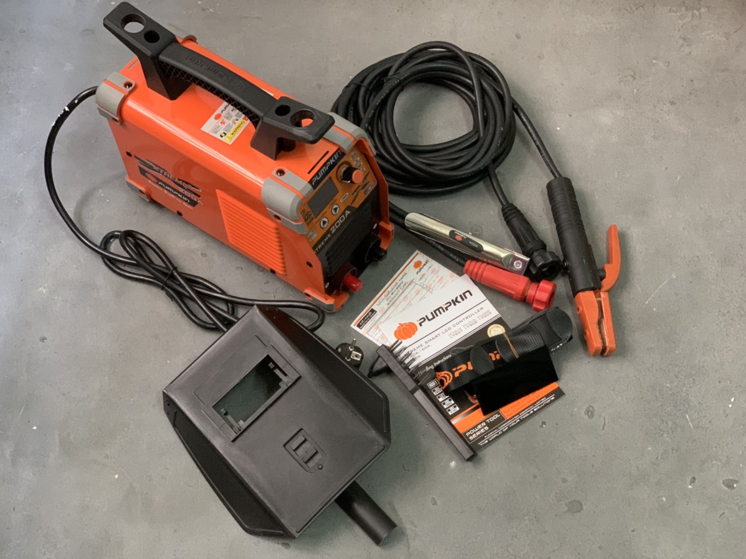 ตู้เชื่อม พัมคิน Xtreme PTT-LCD200A