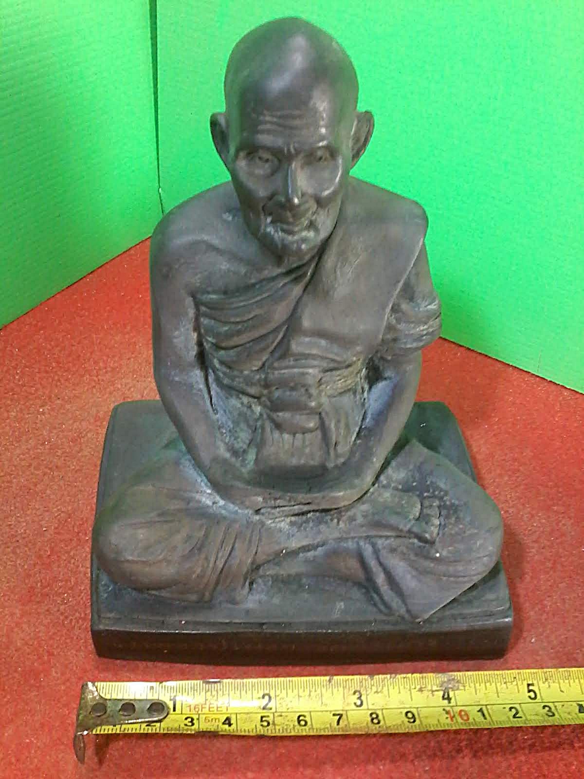 หลวงปู่เผือก ปัญญาธโร วัดกิ่งแก้ว จ.สมุทรปราการ หน้าตัก 5 นิ้ว เนื้อสำริด