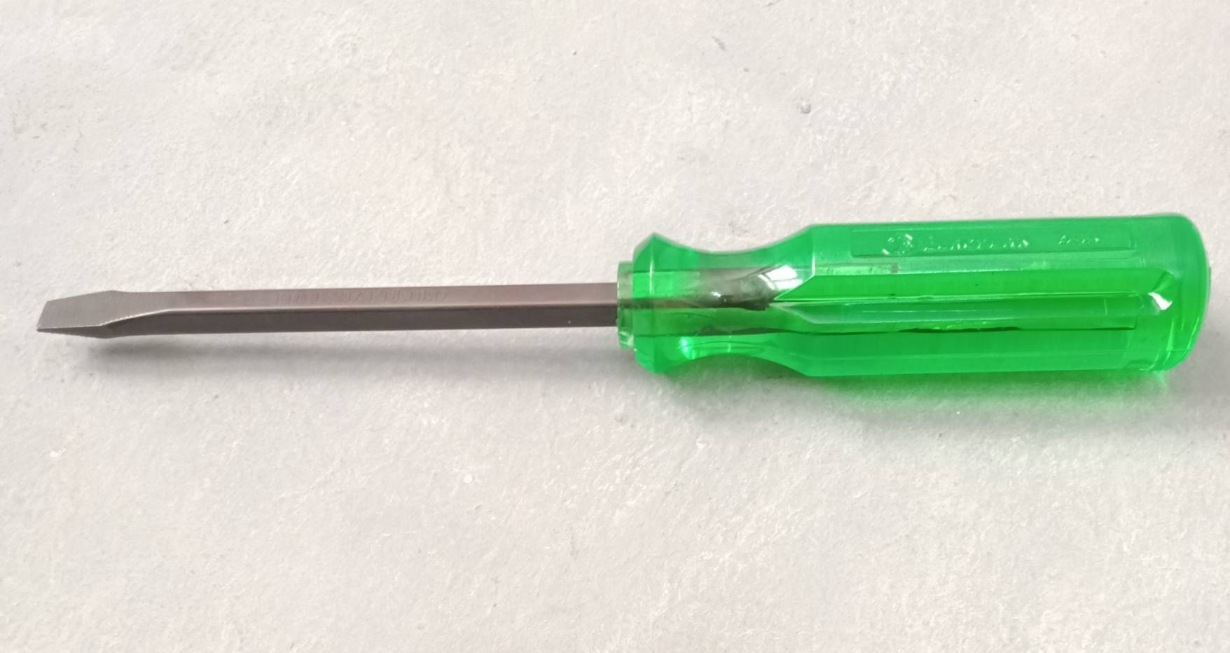 ไขควงไม่ทะลุ ตราหัวนก ( - )