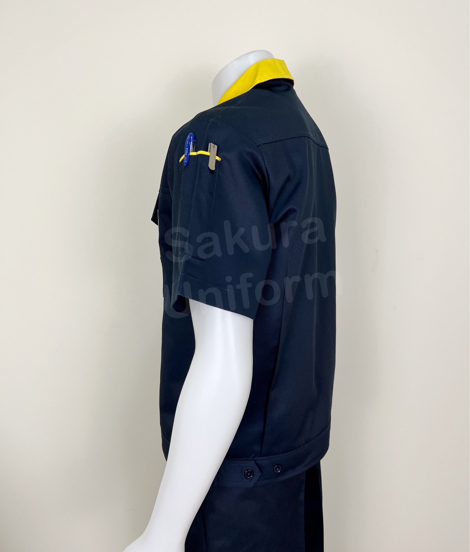 รหัส A118 : เสื้อช่างแขนสั้นผ้าคอมทวิวแบบกรมแต่งเหลือง