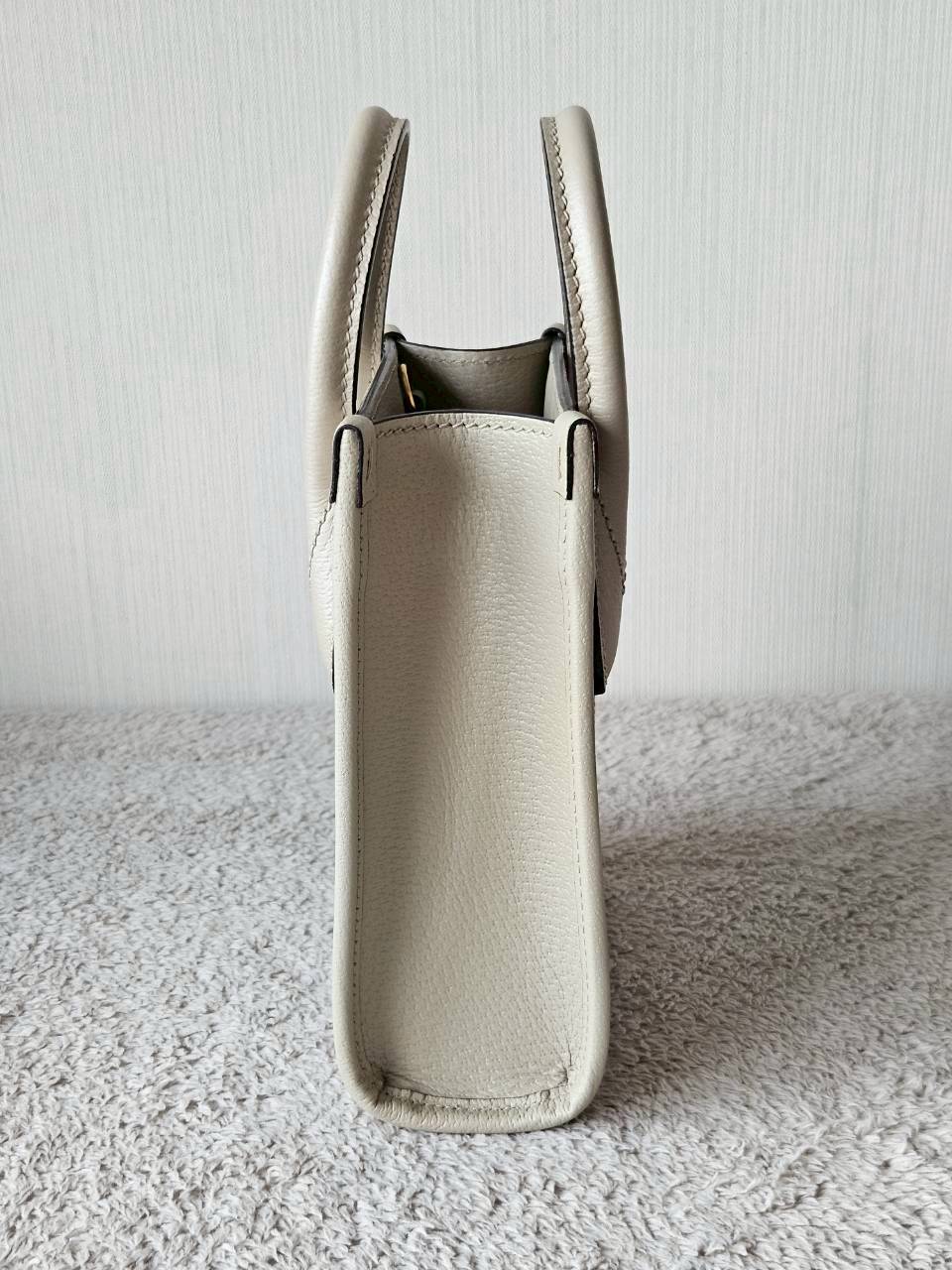Gucci Mini Tote Interlocking Beige