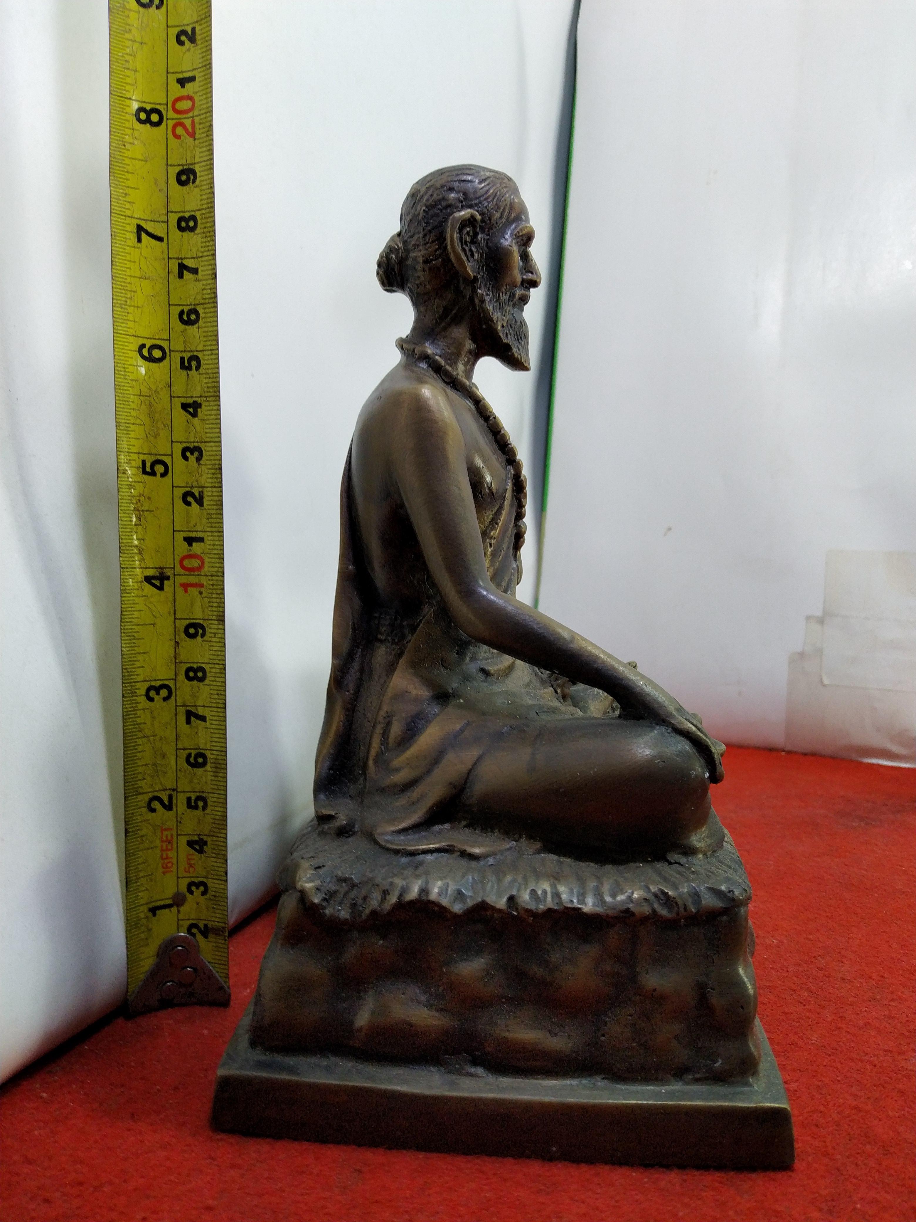 พ่อปู่หมอชีวกโกมารภัจจ์ หน้าตัก5นิ้ว เนื้อโลหะขัดลงหิน