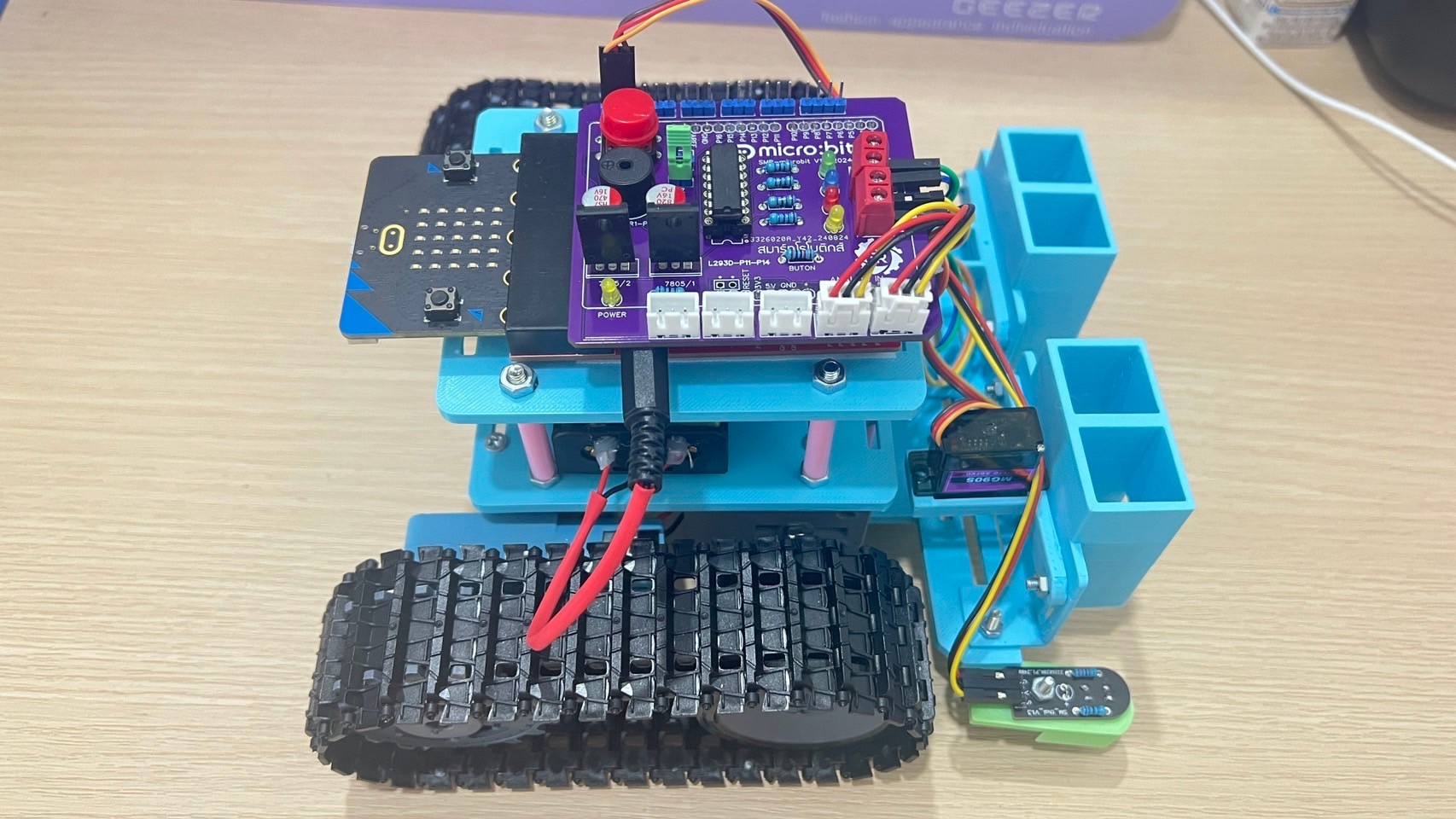 หุ่นยนต์ระดับสูง สพฐ. พร้อมบอร์ดไมโครบิต SMR2024
