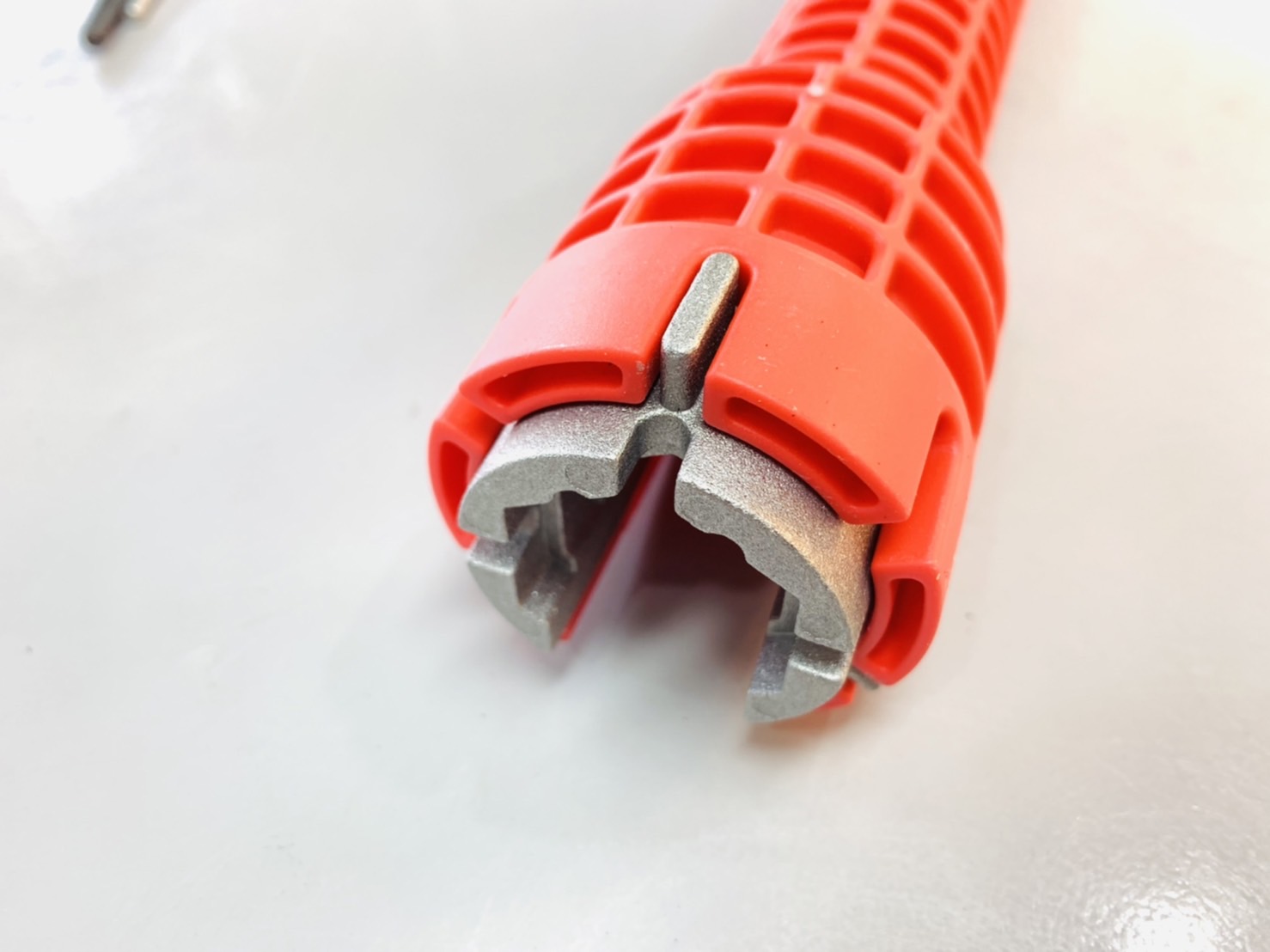 ประแจขันใต้อ่าง EagleOne