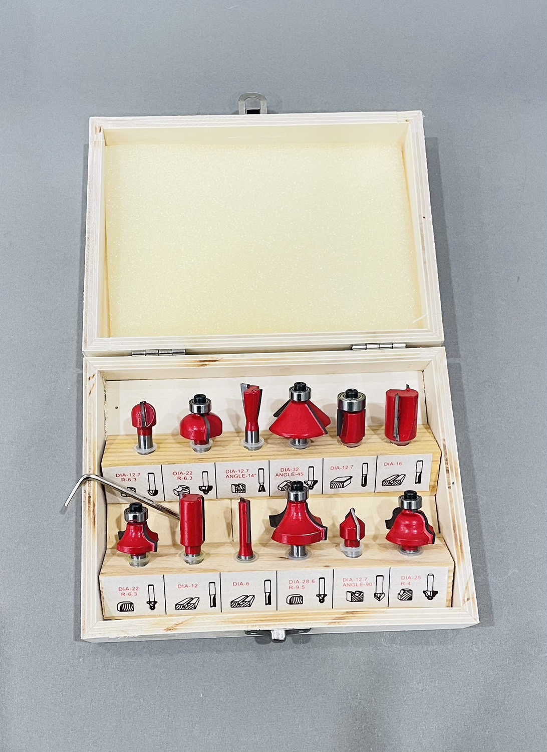 ดอกเราท์เตอร์ EagleOne 1/4" 12ตัวชุด